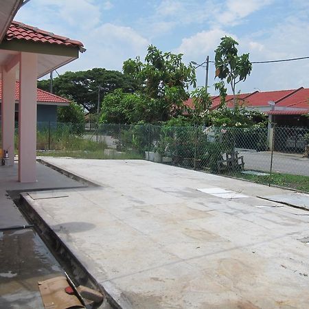 Milu Homestay - Kuala Selangor Eksteriør bilde